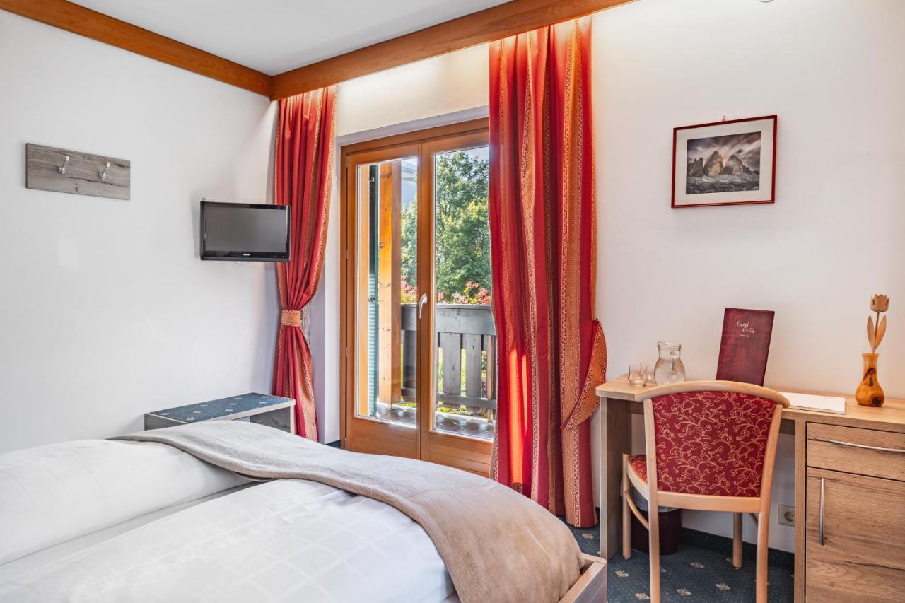 קולה איזארקו Hotel Erna מראה חיצוני תמונה